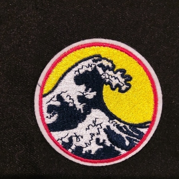 Wave Embroidered Patch with Yellow Background Iron On - Picture 1 of 2
